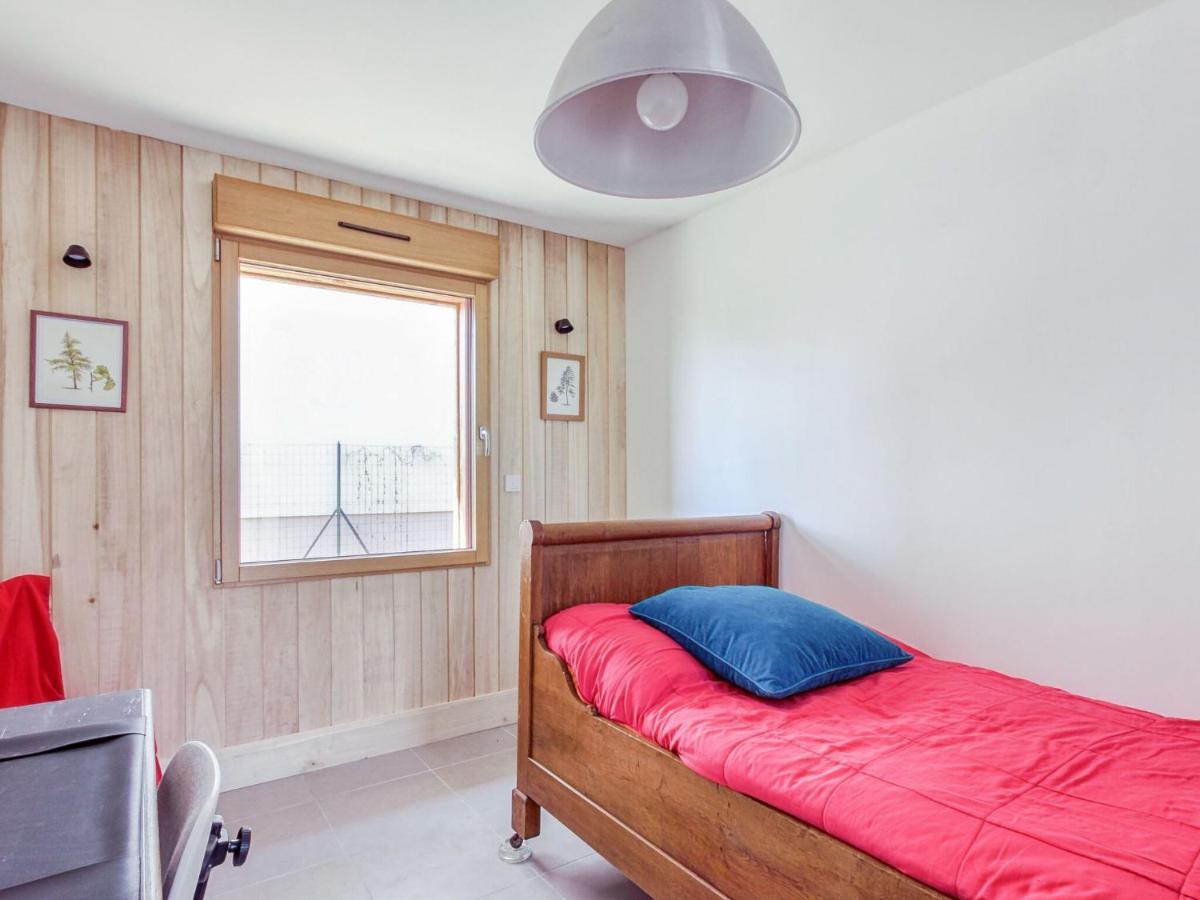Pleasant Cottage In Challerange 外观 照片